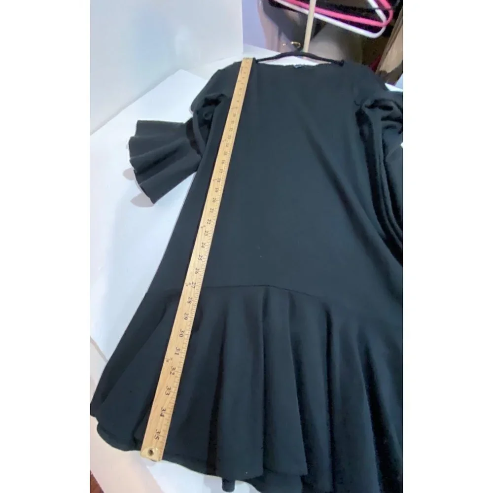 French Connection Matuka Lula Black Ruffle Hem Bell Sleeves Dress Women's Size 4
